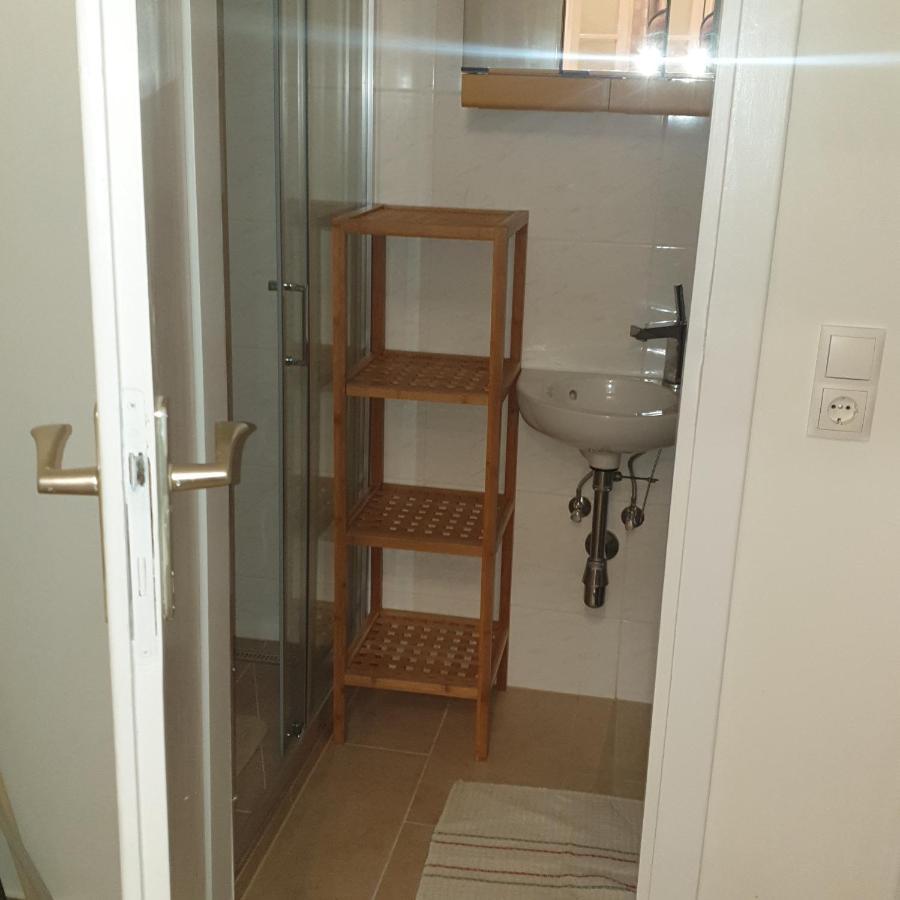 Weisses Appartement Відень Екстер'єр фото